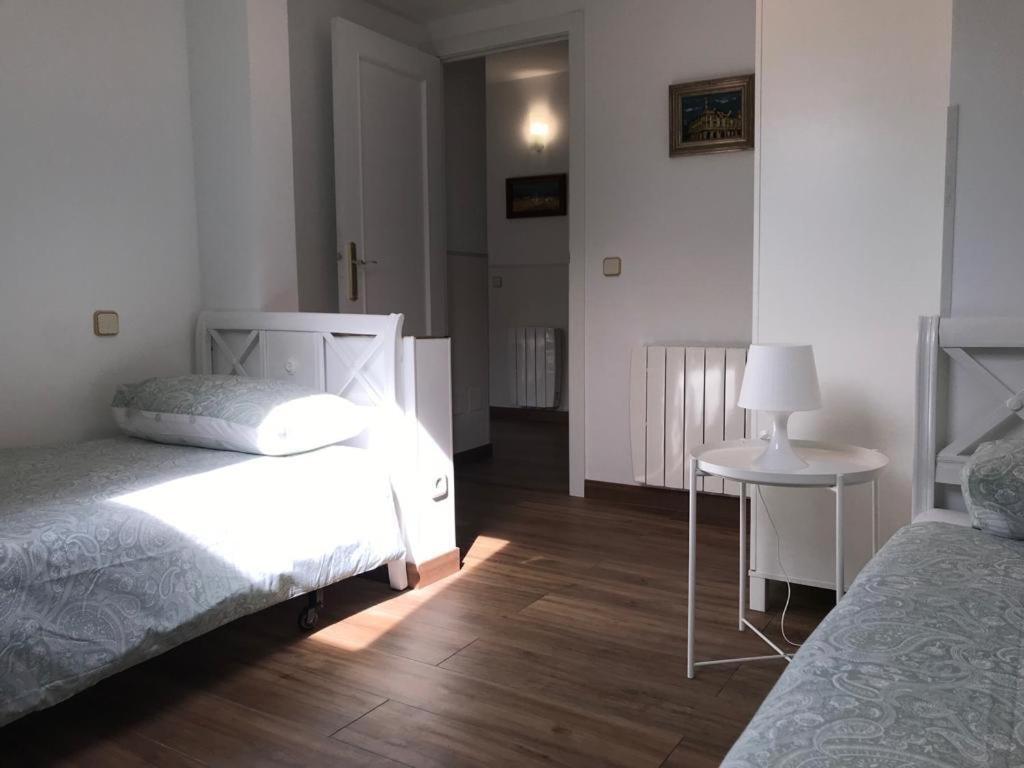 Apartamento En Centro Historico De San Lorenzo De El Escorial Apartment Екстериор снимка